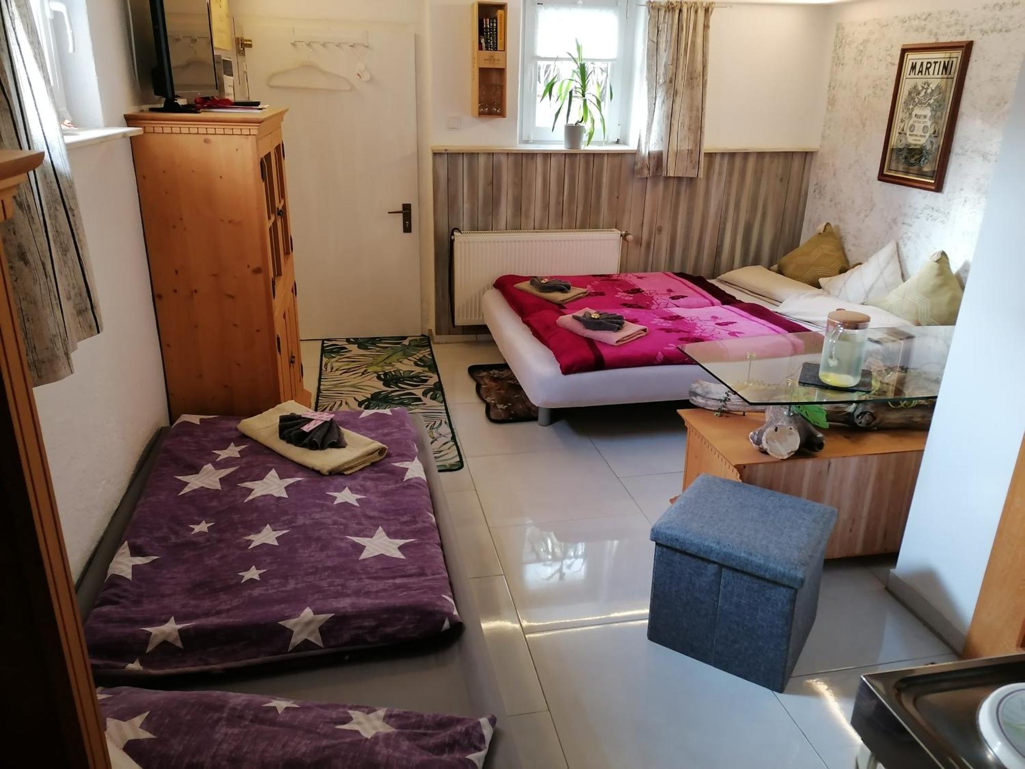 Kleines Studio im Eichenwäldchen, 1 Zimmer Küche Bad Friedrichsgrun Exterior foto